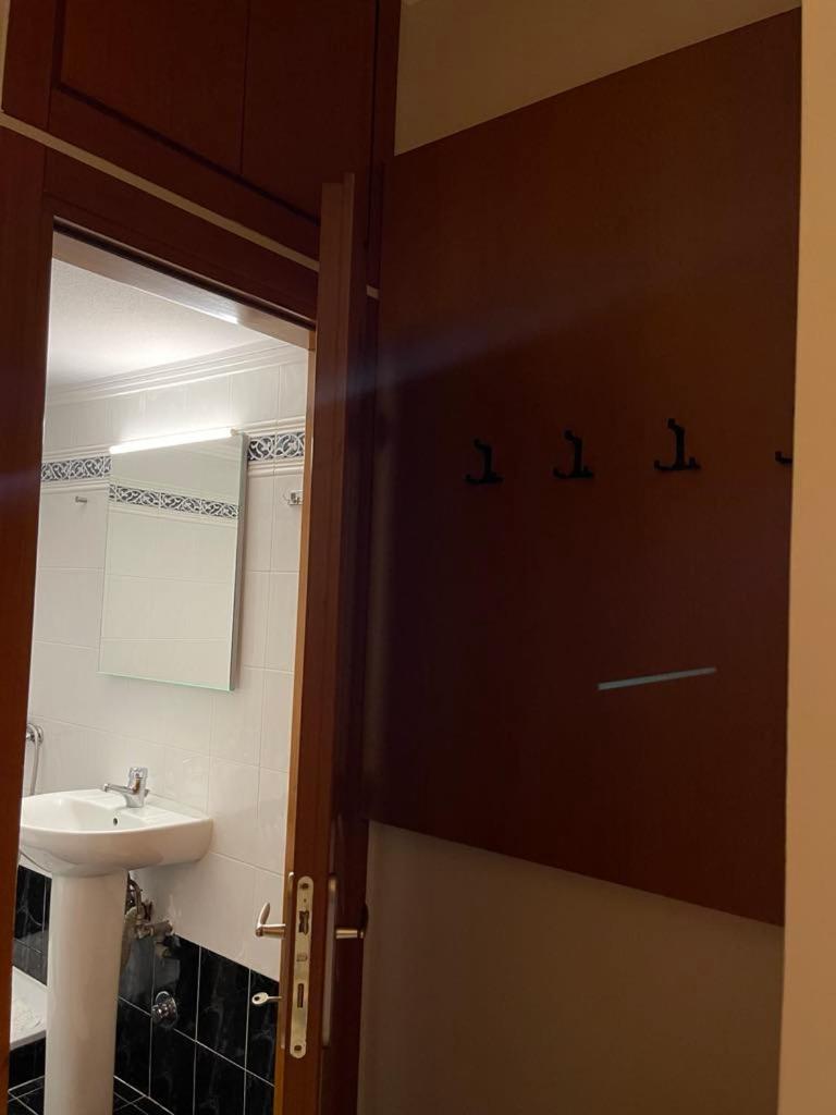 Maria'S Central Apartment クサンチ エクステリア 写真